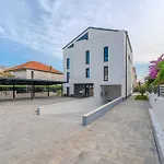 Aurea Apartmán *