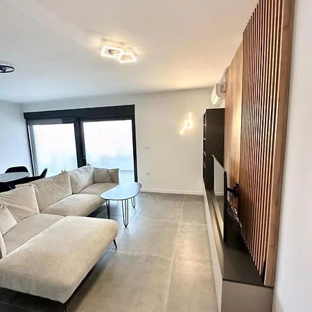 Aurea Apartment