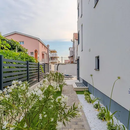 Apartment Aurea *