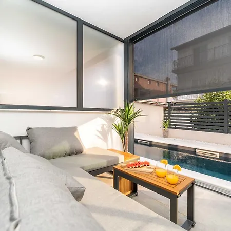 Apartment Aurea *