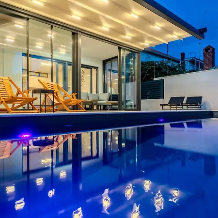 Aurea Apartment *