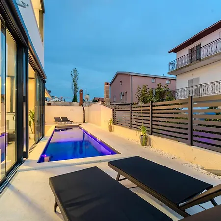 Apartment Aurea *