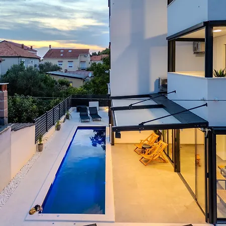 Apartment Aurea *